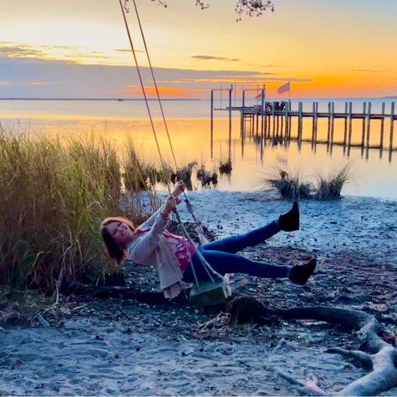 Meet your Posher, Kimberly - Picture 3 of 3